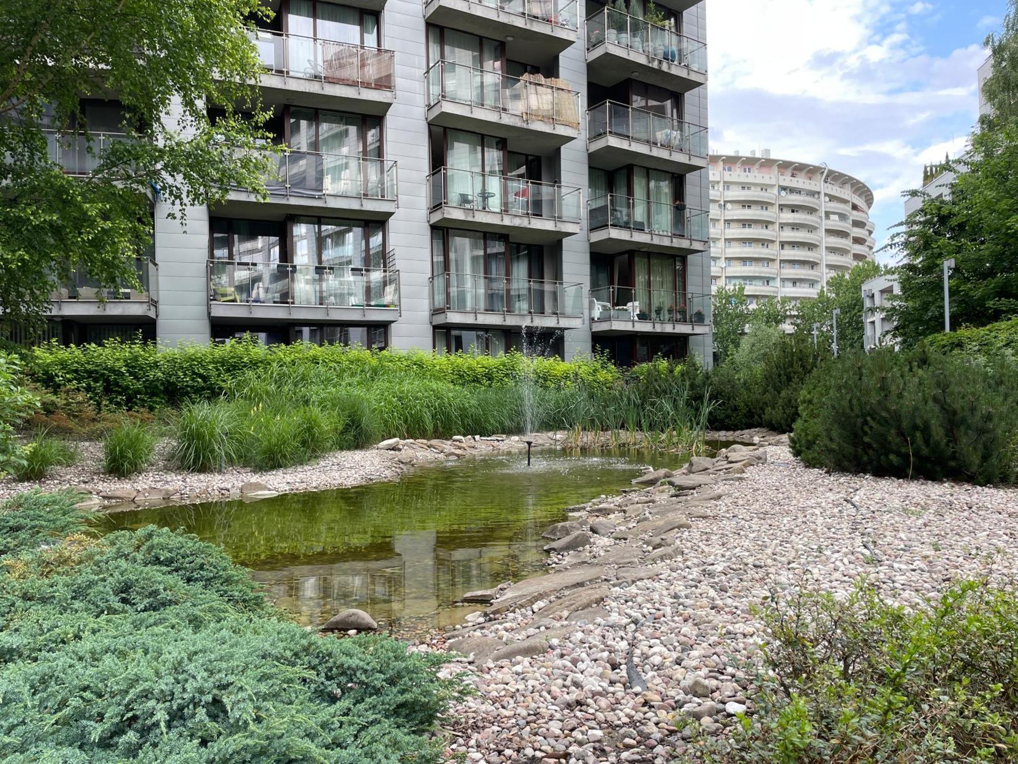 Triton Park Apartaments Varsóvia Exterior foto